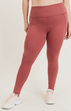 Load image into Gallery viewer, Spiced Cider Solid Highwaist Legging
