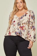 Load image into Gallery viewer, Floral Blouse
