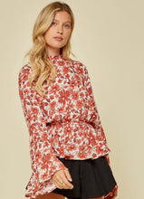 Load image into Gallery viewer, Bell Sleeved Floral Top
