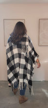 Load image into Gallery viewer, Buffalo Plaid Wrap
