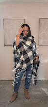 Load image into Gallery viewer, Buffalo Plaid Wrap
